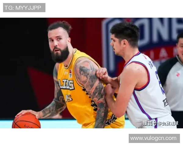 武汉网球队以52分稳居精英赛积分榜首位展现强劲实力 武汉网球队以52分稳居精英赛积分榜首位展现强劲实力