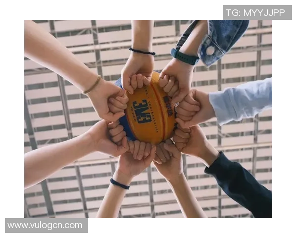 陈娜的篮球人生:从热爱到执着的深度对话与成长之路 陈娜的篮球人生:从热爱到执着的深度对话与成长之路